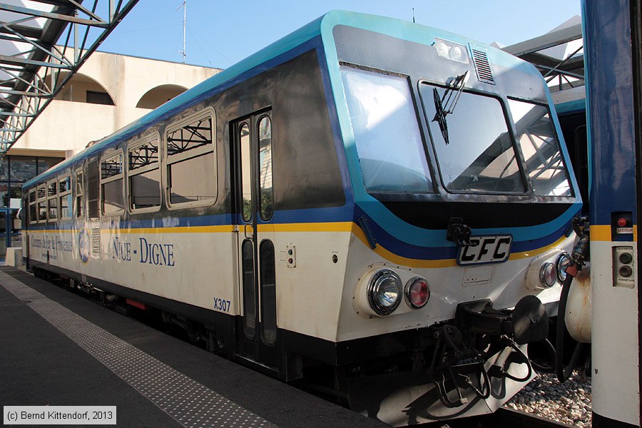 Chemins de fer de Provence - X307
/ Bild: cpx307_bk1312080158.jpg Chemins de fer de Provence - X307
/ Bild: cpx307_bk1312080158.jpg