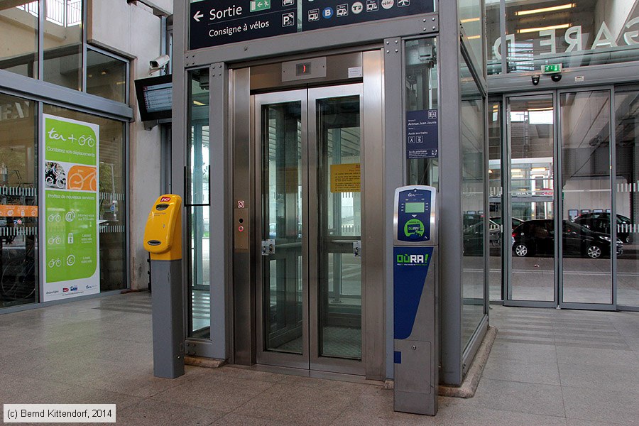 Gares SNCF - Lyon Jean Macé
/ Bild: bflyonjeanmace_bk1404270380.jpg
