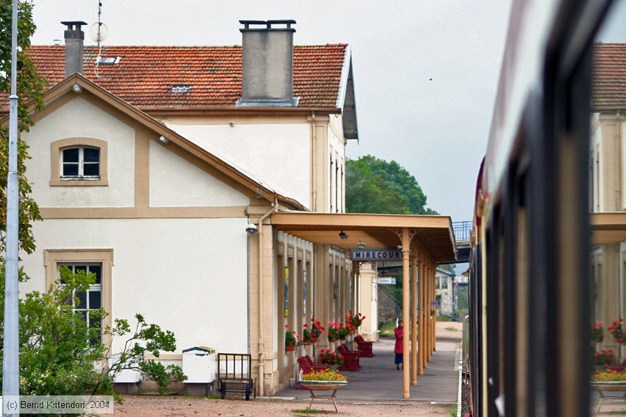 Gares SNCF - Mirecourt
/ Bild: bfmirecourt_e0009718.jpg Gares SNCF - Mirecourt
/ Bild: bfmirecourt_e0009718.jpg