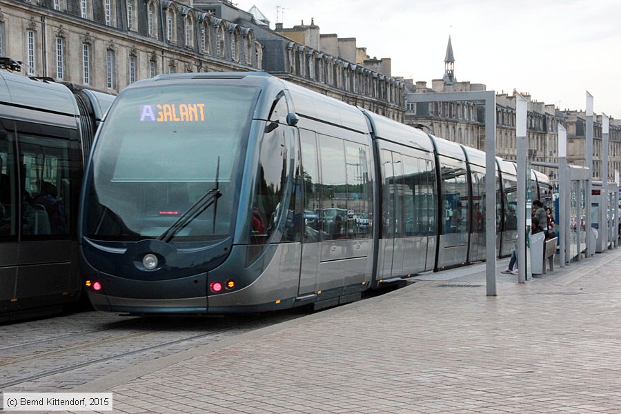 Straßenbahn Bordeaux - 1318
/ Bild: bordeaux1318_bk1506100235.jpg