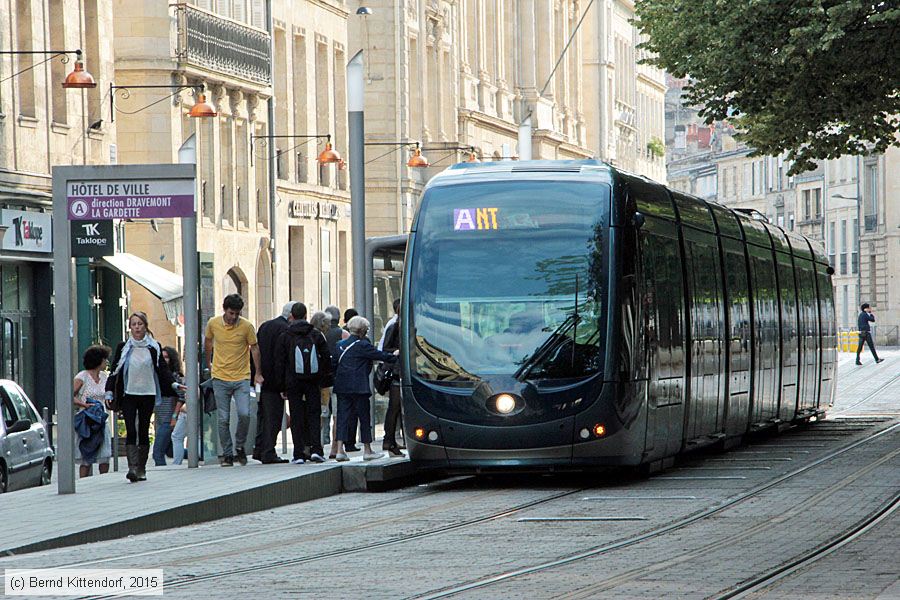 Stra&szlig;enbahn Bordeaux - 1324
/ Bild: bordeaux1324_bk1506100325.jpg