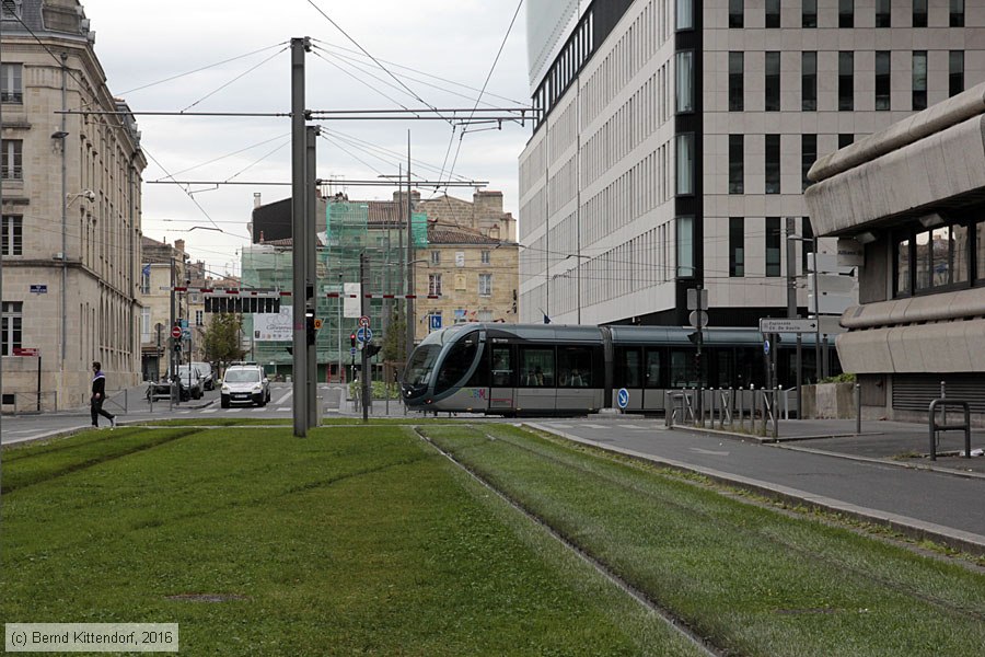 Straßenbahn Bordeaux - 2223
/ Bild: bordeaux2223_bk1610230021.jpg Straßenbahn Bordeaux - 2223
/ Bild: bordeaux2223_bk1610230021.jpg