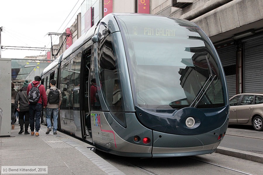 Straßenbahn Bordeaux - 2223
/ Bild: bordeaux2223_bk1610230025.jpg Straßenbahn Bordeaux - 2223
/ Bild: bordeaux2223_bk1610230025.jpg