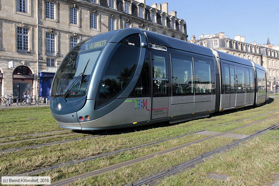Straßenbahn Bordeaux - 2230
/ Bild: bordeaux2230_bk1610210035.jpg