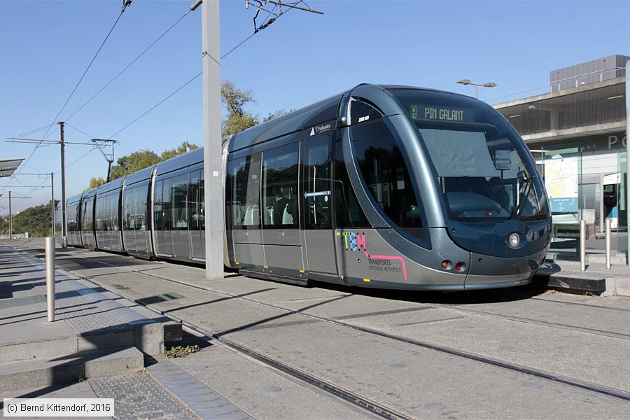Straßenbahn Bordeaux - 2303
/ Bild: bordeaux2303_bk1610210100.jpg
