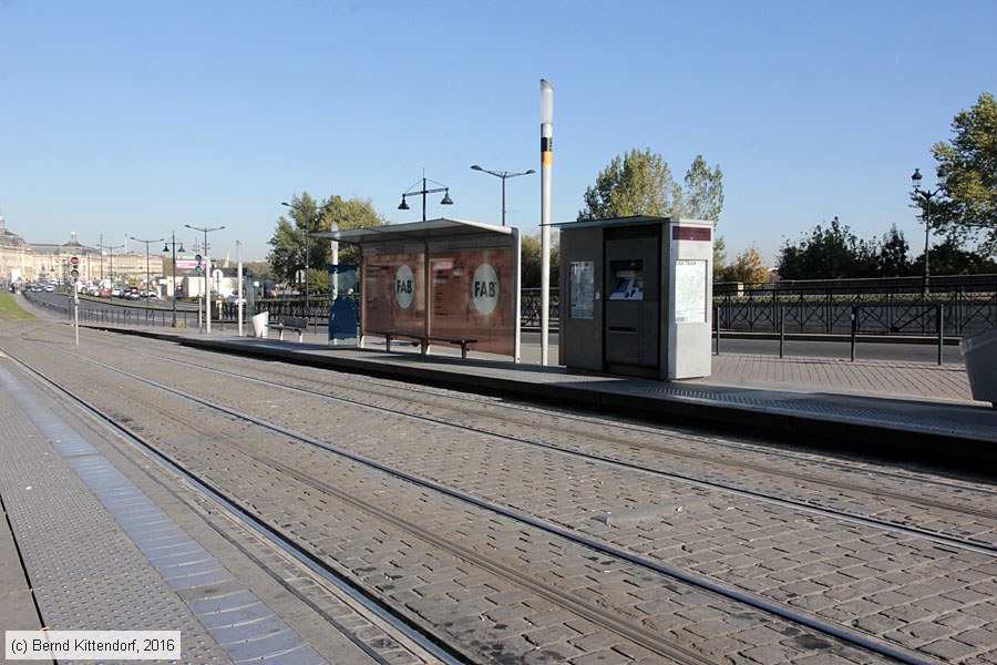 Straßenbahn Bordeaux - Anlagen
/ Bild: bordeauxanlagen_bk1610210048.jpg