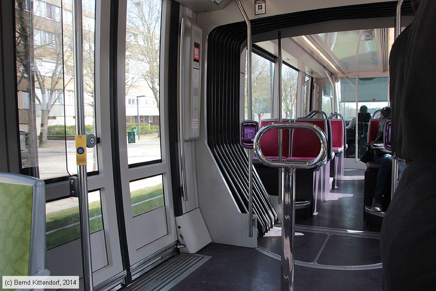 Straßenbahn Dijon - 1009 - Innenansicht
/ Bild: dijon1009_bk1404010133.jpg