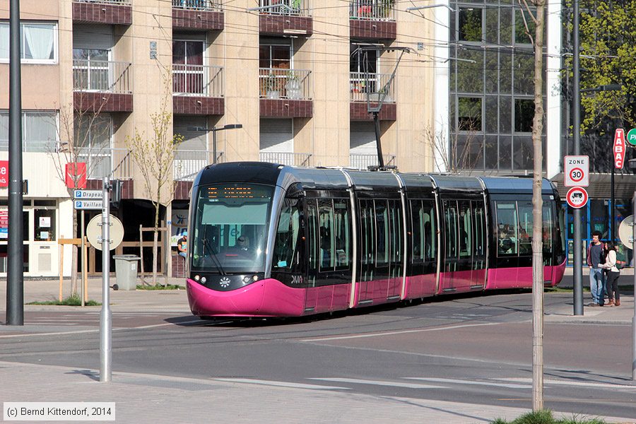 Straßenbahn Dijon - 1020
/ Bild: dijon1020_bk1404010070.jpg