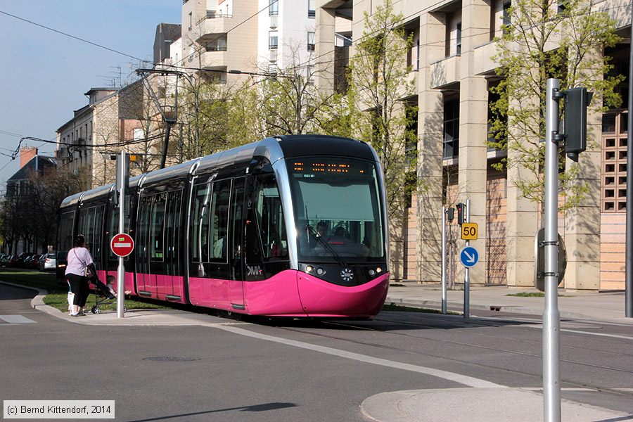 Straßenbahn Dijon - 1033
/ Bild: dijon1033_bk1404010035.jpg