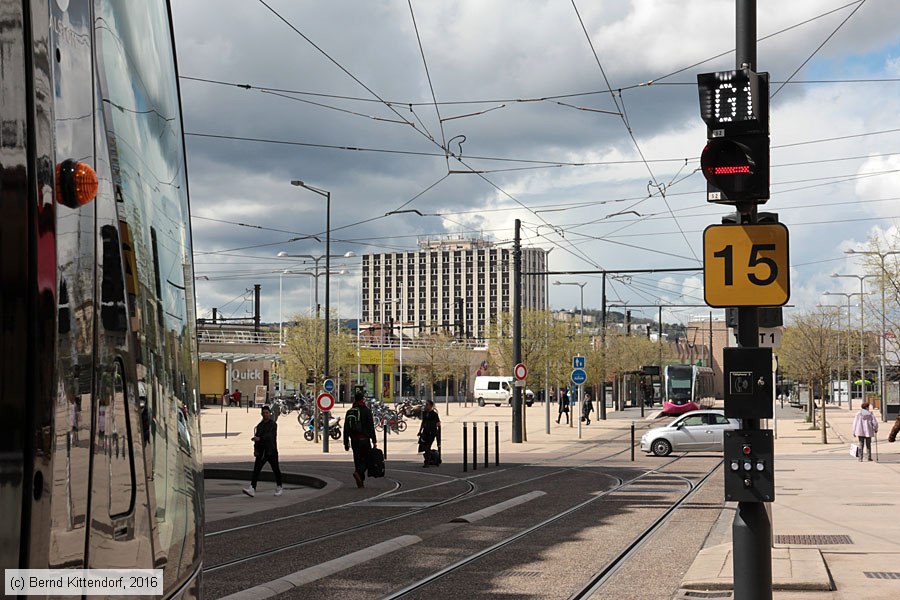 Straßenbahn Dijon - Anlagen
/ Bild: dijonanlagen_bk1604130125.jpg