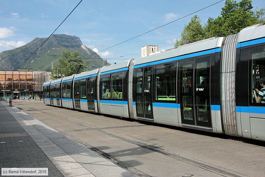 Straßenbahn Grenoble - 6033
/ Bild: grenoble6033_bk1504260150.jpg