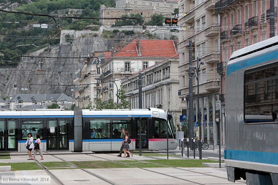 Straßenbahn Grenoble - 6034
/ Bild: grenoble6034_bk1406280154.jpg