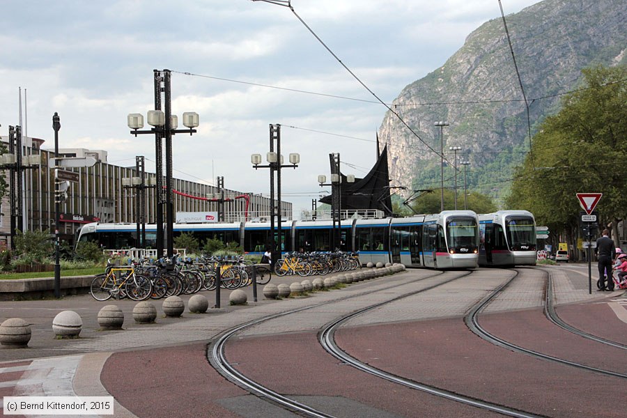 Straßenbahn Grenoble - 6035
/ Bild: grenoble6035_bk1504260138.jpg