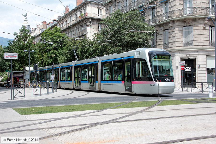 Stra&szlig;enbahn Grenoble - 6038
/ Bild: grenoble6038_bk1406280126.jpg