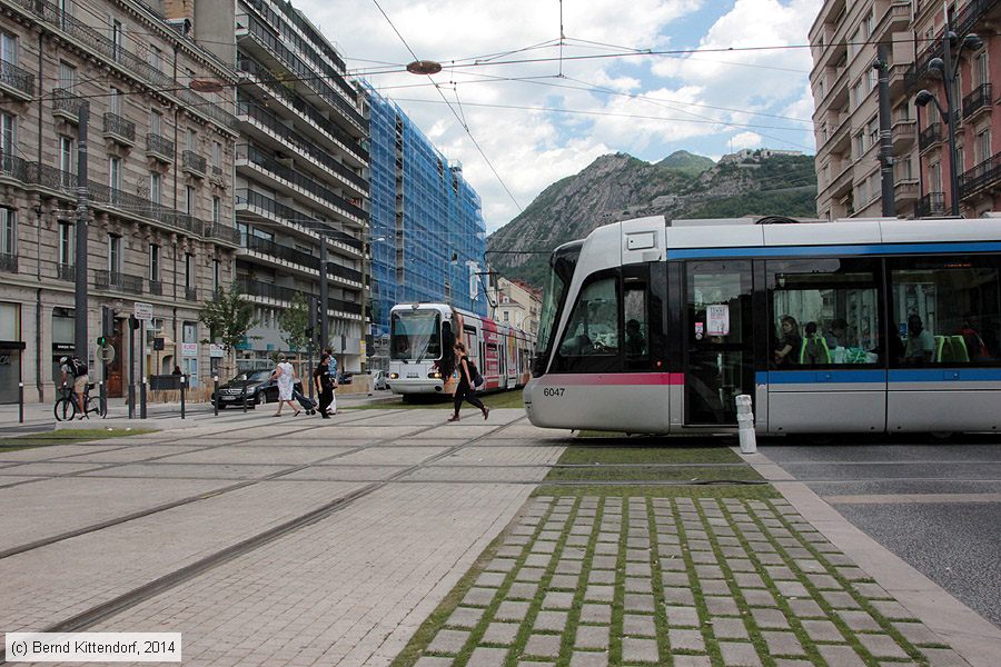 Stra&szlig;enbahn Grenoble - 6047
/ Bild: grenoble6047_bk1406280136.jpg