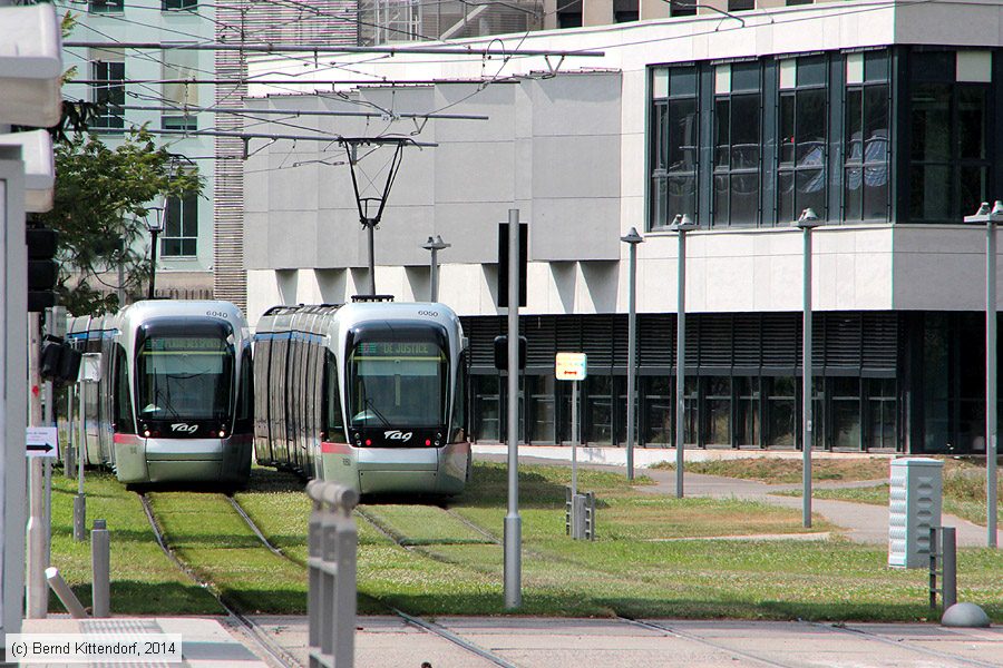 Straßenbahn Grenoble - 6050
/ Bild: grenoble6050_bk1406280333.jpg Straßenbahn Grenoble - 6050
/ Bild: grenoble6050_bk1406280333.jpg