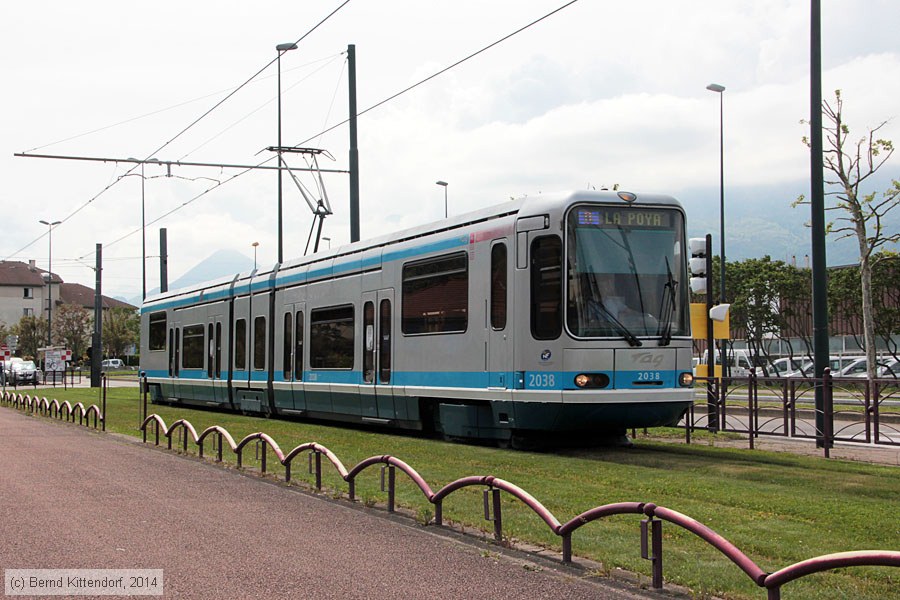 Stra&szlig;enbahn Grenoble - 2038
/ Bild: grenoble2038_bk1404260243.jpg