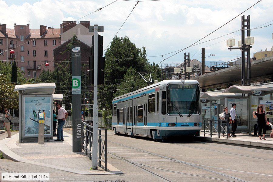 Straßenbahn Grenoble - 2039
/ Bild: grenoble2039_bk1406280179.jpg