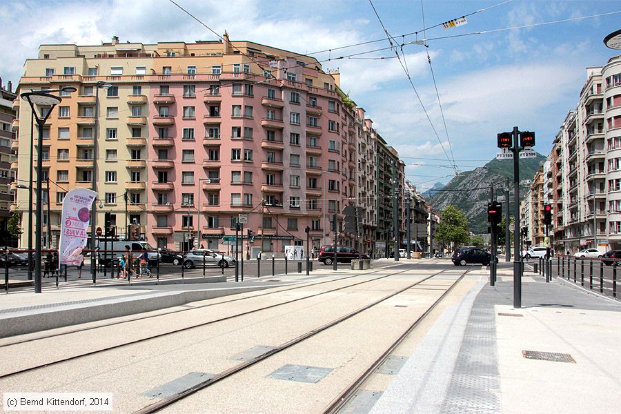 Straßenbahn Grenoble - Anlagen
/ Bild: grenobleanlagen_bk1406280294.jpg