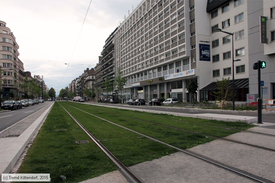 Straßenbahn Grenoble - Anlagen
/ Bild: grenobleanlagen_bk1504260238.jpg