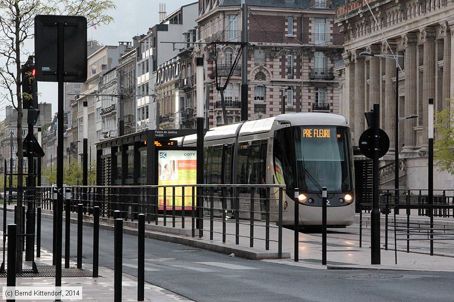 Straßenbahn Le Havre - 006
/ Bild: lehavre006_bk1405060253.jpg Straßenbahn Le Havre - 006
/ Bild: lehavre006_bk1405060253.jpg