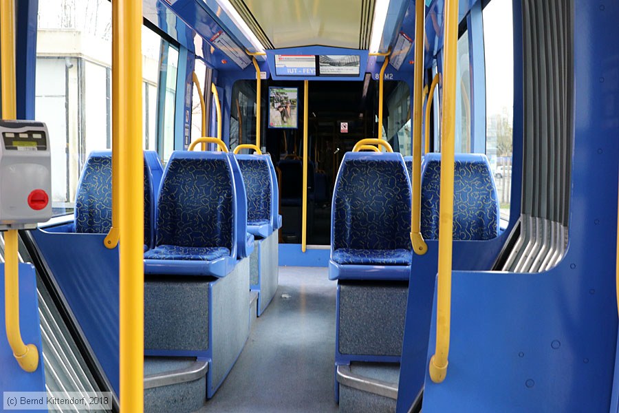 Straßenbahn Lyon - 0811 - Innenansicht
/ Bild: lyon0811_bk1803180027.jpg