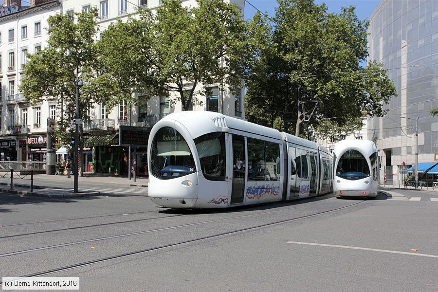 Straßenbahn Lyon - 0816
/ Bild: lyon0816_bk1608020126.jpg Straßenbahn Lyon - 0816
/ Bild: lyon0816_bk1608020126.jpg