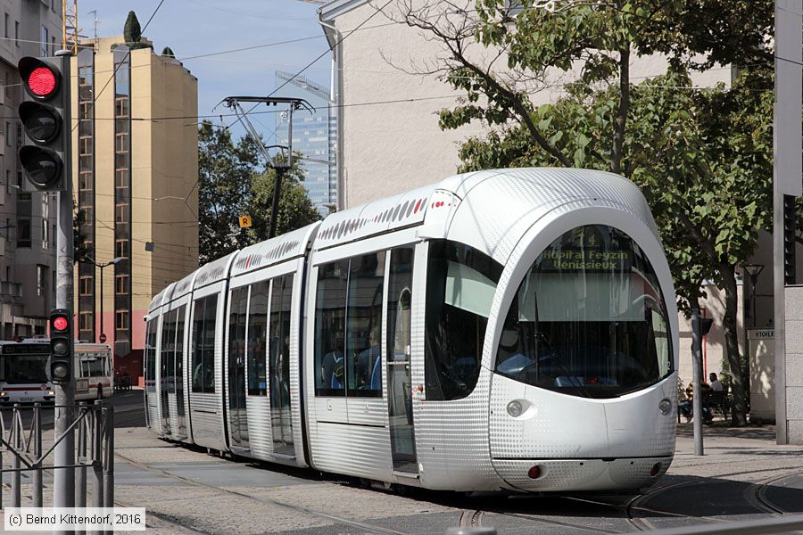 Straßenbahn Lyon - 0872
/ Bild: lyon0872_bk1608020019.jpg