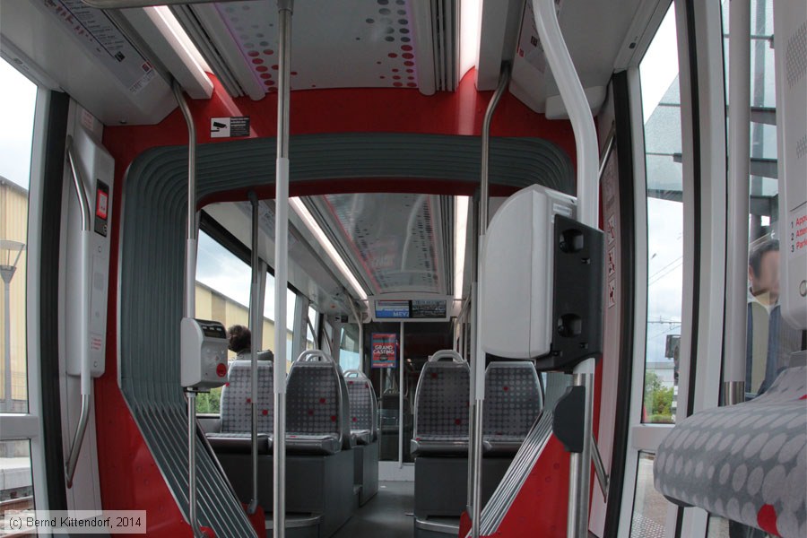 Straßenbahn Lyon - 880 - Innenansicht
/ Bild: lyon0880_bk1404300402.jpg
