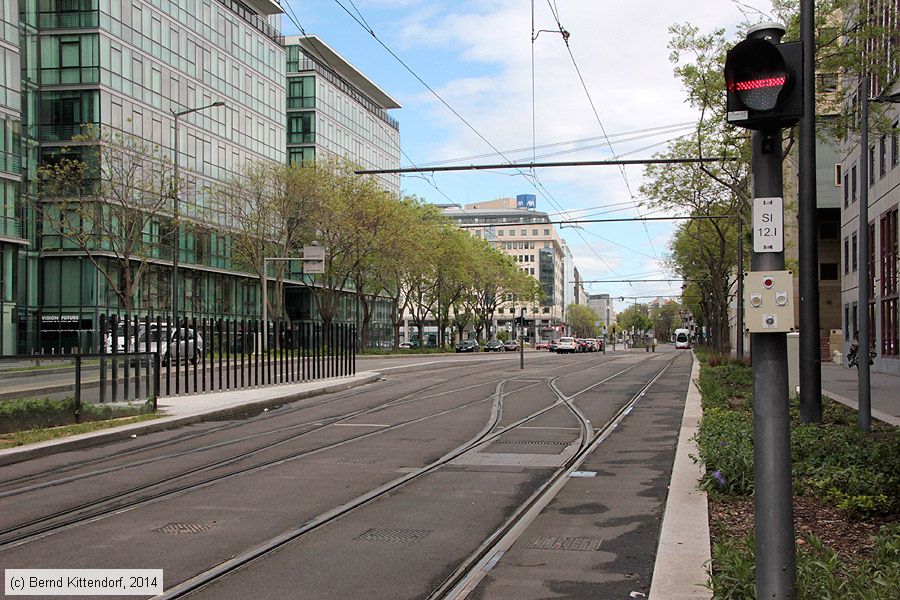 Straßenbahn Lyon - Anlagen
/ Bild: lyonanlagen_bk1404270160.jpg