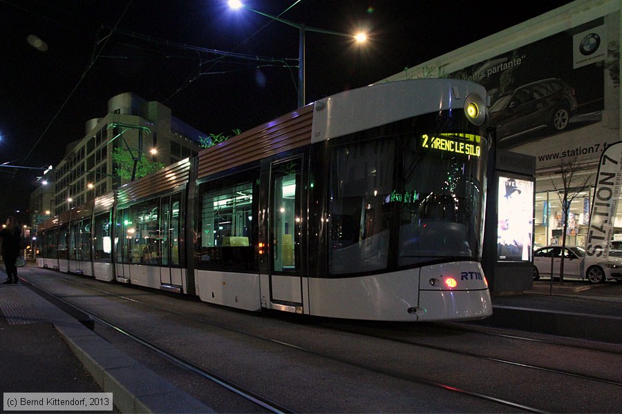 Straßenbahn Marseille - 023
/ Bild: marseille023_bk1312040333.jpg