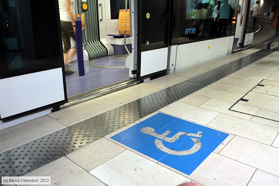 Straßenbahn Marseille - Anlagen
/ Bild: marseilleanlagen_bk1208070358.jpg