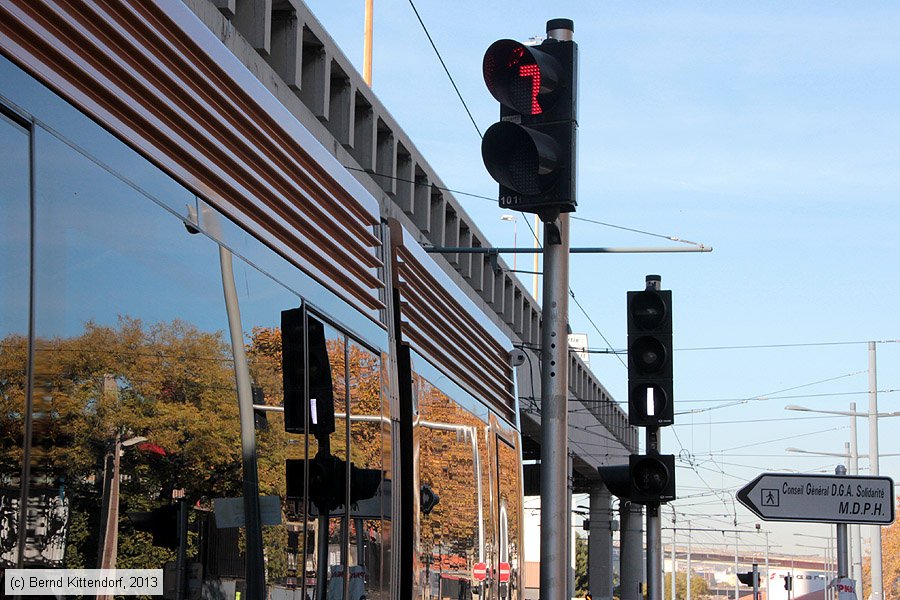 Straßenbahn Marseille - Anlagen
/ Bild: marseilleanlagen_bk1312040129.jpg