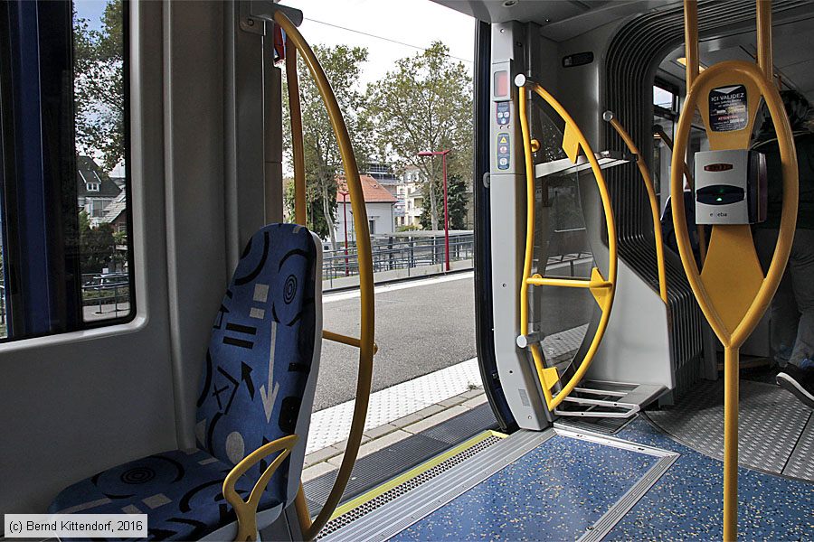 TramTrain Mulhouse - TT23 - Innenansicht
/ Bild: mulhousett23_bk1610040025.jpg