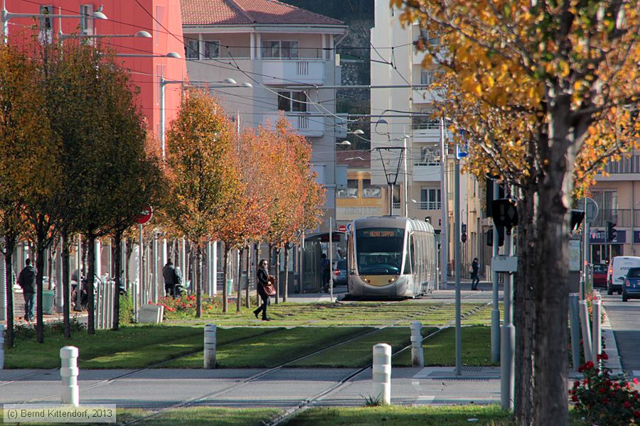 Straßenbahn Nice - 020
/ Bild: nice020_bk1312090067.jpg Straßenbahn Nice - 020
/ Bild: nice020_bk1312090067.jpg