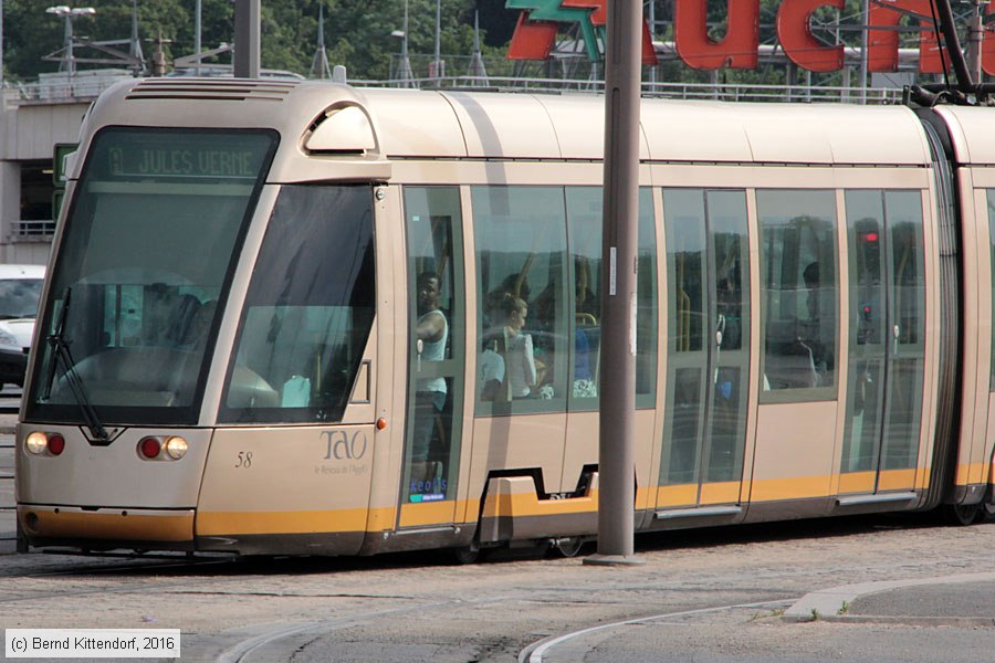 Stra&szlig;enbahn Orl&eacute;ans - 58
/ Bild: orleans58_bk1607200192.jpg