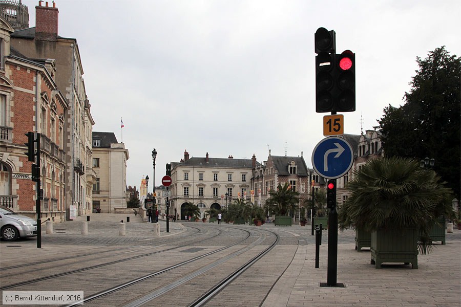 Straßenbahn Orléans - Anlagen
/ Bild: orleansanlagen_bk1607210410.jpg