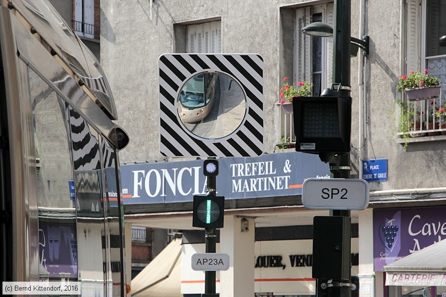 Stra&szlig;enbahn Orl&eacute;ans - Anlagen
/ Bild: orleansanlagen_bk1607220026.jpg