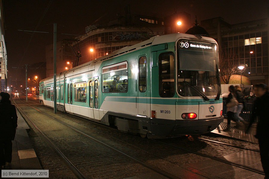 Straßenbahn Paris - 203
/ Bild: paris203_bk1001180318.jpg Straßenbahn Paris - 203
/ Bild: paris203_bk1001180318.jpg