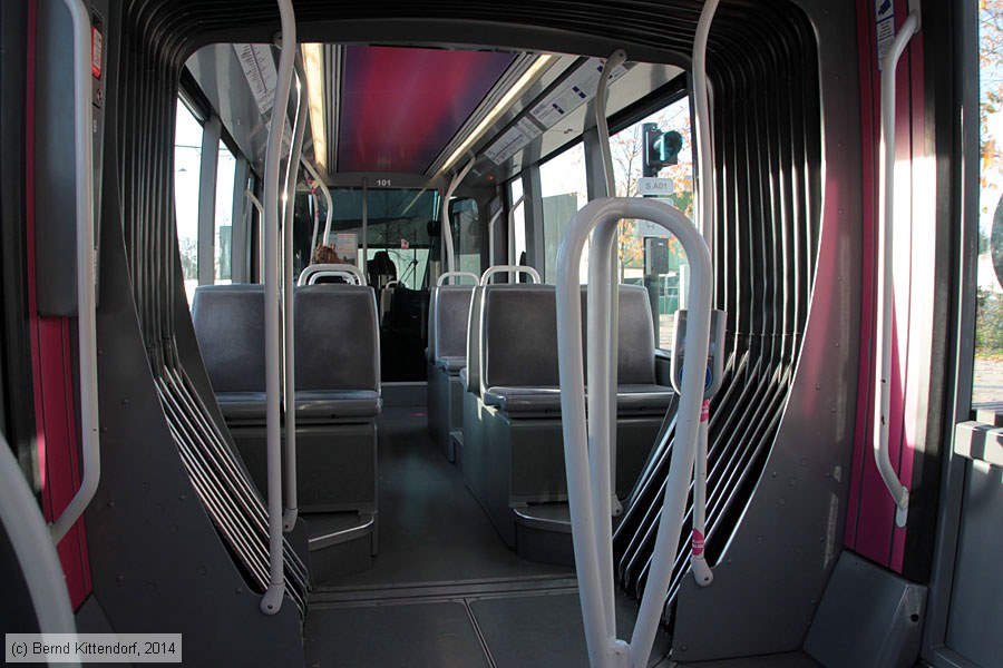 Straßenbahn Reims - 101 - Innenansicht
/ Bild: reims101_bk1411060246.jpg