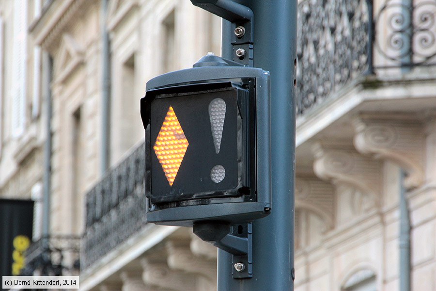 Stra&szlig;enbahn Reims - Anlagen
/ Bild: reimsanlagen_bk1411060086.jpg