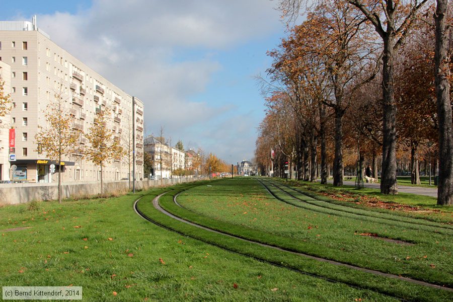 Stra&szlig;enbahn Reims - Anlagen
/ Bild: reimsanlagen_bk1411060193.jpg