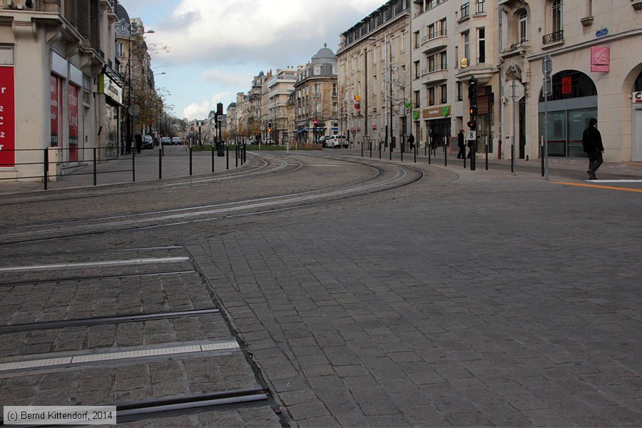 Stra&szlig;enbahn Reims - Anlagen
/ Bild: reimsanlagen_bk1411060218.jpg