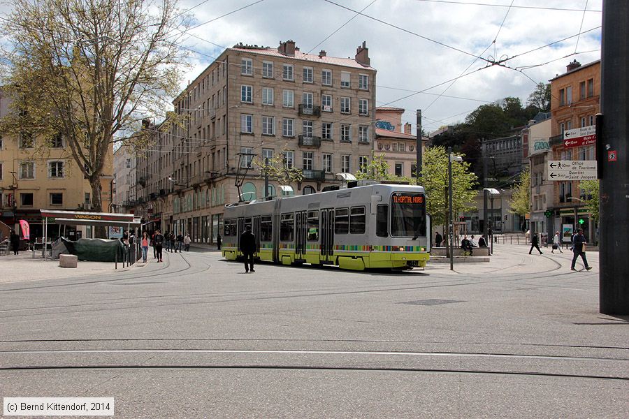 Straßenbahn Saint-Étienne - 911
/ Bild: saintetienne911_bk1404280293.jpg Straßenbahn Saint-Étienne - 911
/ Bild: saintetienne911_bk1404280293.jpg