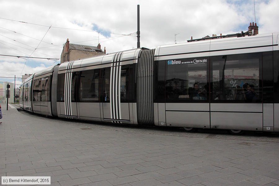 Straßenbahn Tours - 052
/ Bild: tours052_bk1507210157.jpg
