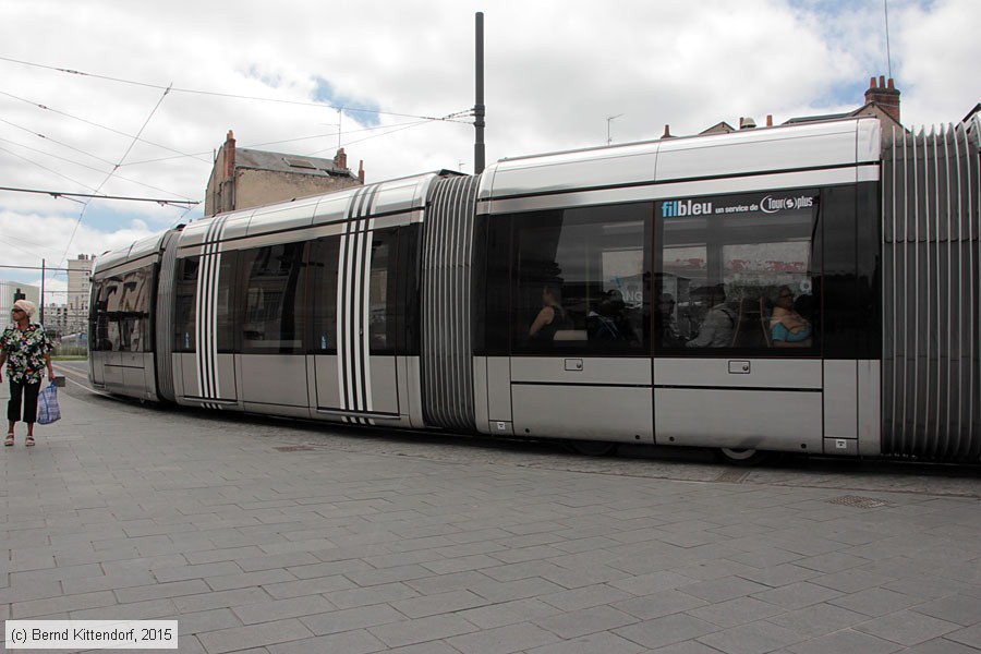Straßenbahn Tours - 052
/ Bild: tours052_bk1507210159.jpg