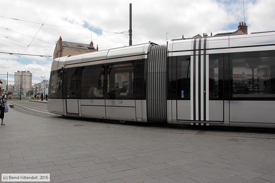 Straßenbahn Tours - 052
/ Bild: tours052_bk1507210160.jpg