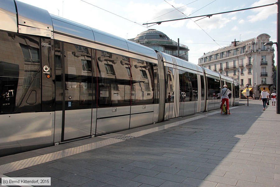 Straßenbahn Tours - 055
/ Bild: tours055_bk1507210263.jpg