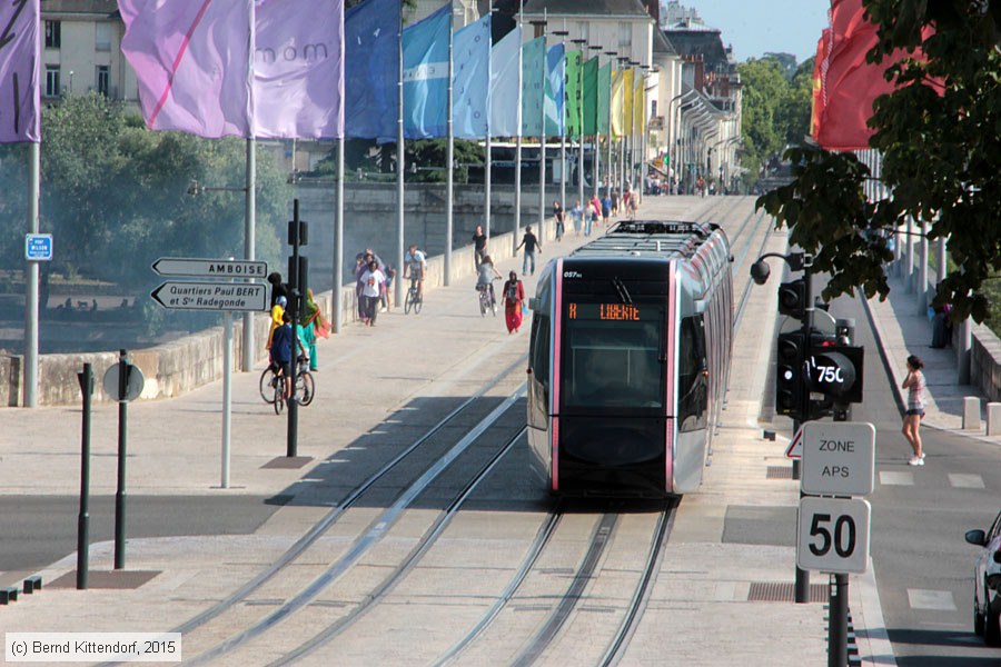 Straßenbahn Tours - 057
/ Bild: tours057_bk1507210247.jpg