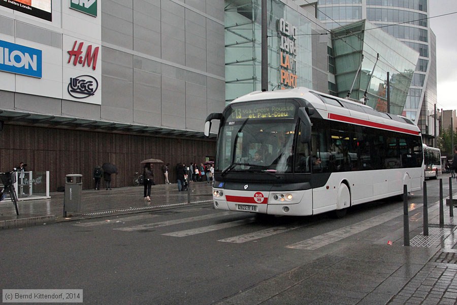 Trolleybus Lyon - 1821
/ Bild: lyon1821_bk1404300489.jpg